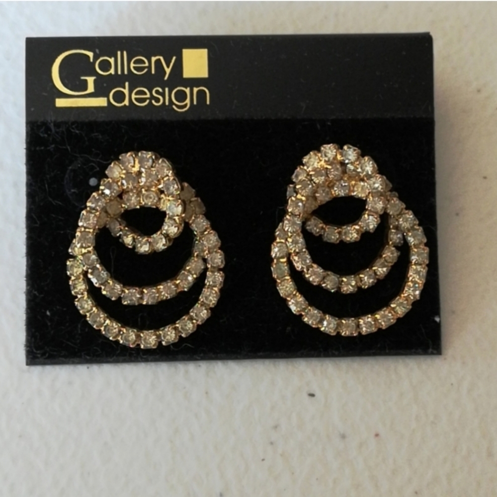 Gallery Design Layered Triple Hoops Rhinestones Pierce Earrings